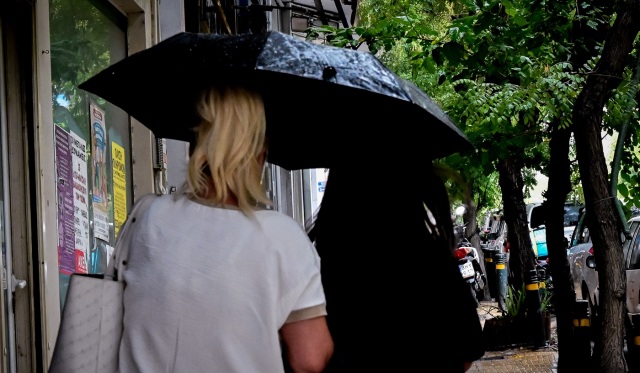 Έκτακτο δελτίο επιδείνωσης καιρού από το βράδυ και μέχρι την Κυριακή: Ποιες περιοχές θα επηρεαστούν από βροχές και καταιγίδες