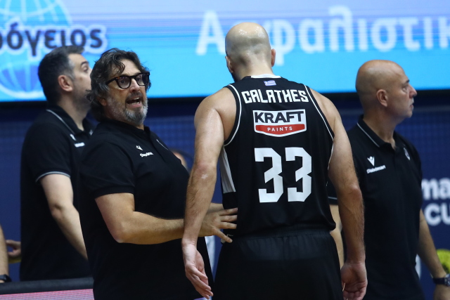 Τρινκιέρι σε δημοσιογράφο μετά τον τελικό του Stoiximan Super Cup: «Πως σου φάνηκε η διαιτησία; Εγώ δεν έχω καθαρή εικόνα», βίντεο