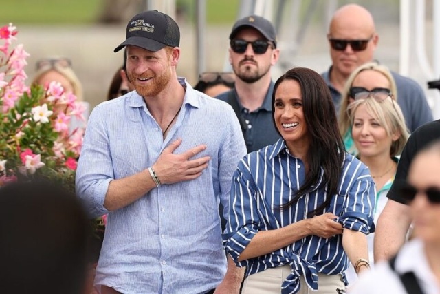H Meghan Markle αγκάλιασε ήδη το βρετανικό στυλ | Επικαιρότητα στο LivePress.gr