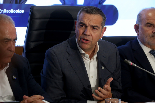 Τσίπρας: Σημαντικό βήμα η απόφαση για παραπομπή του Τριαντόπουλου, να παραιτηθεί ο Φλωρίδης