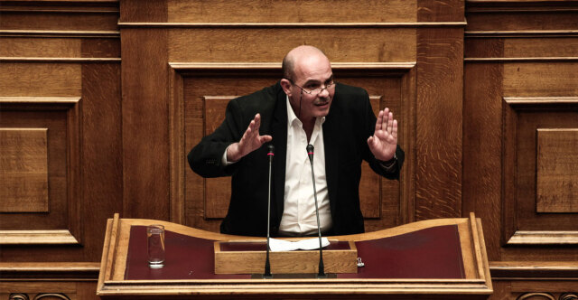 Η Ομάδα Αλήθειας «τρολάρει» την επιστροφή Μιχελογιαννάκη στο ΠΑΣΟΚ: Το βίντεο με τα «χρηματάκια που μπαίνουνε» και το «νοικοκύρεμα» της οικονομίας 