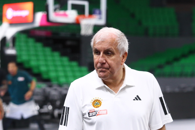 Ομπράντοβιτς για το ματς με τη Φενερμπαχτσέ και τον Γιασικεβίτσιους: Ο Σάρας είναι εξαιρετικός προπονητής