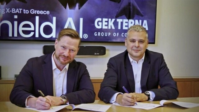 ΓΕΚ ΤΕΡΝΑ: Στρατηγική συμφωνία με την αμερικανική Shield AI για τα μη επανδρωμένα μαχητικά X-BAT