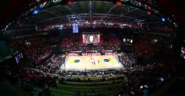 ΑΕΚ κατά Ολυμπιακού για τα συνθήματα στη SUNEL Arena: «Θα αποκατασταθούν οι ζημιές, θα αποκλειστούν οι υπεύθυνοι»»,  απάντησαν οι Πειραιώτες