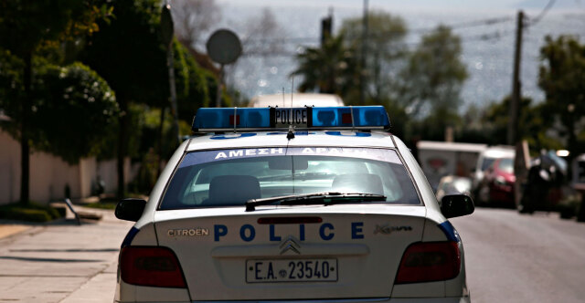 Του έστησαν καρτέρι και τον πυροβόλησαν πισώπλατα ενώ οδηγούσε την μηχανή του, νέα στοιχεία για τον άνδρα που βρέθηκε νεκρός στη Γλυφάδα