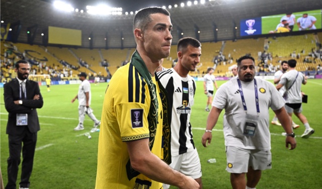 Συναγερμός για πύραυλο των Χούθι στο Ριάντ: Καθυστέρησε το ματς του Ρονάλντο, σκόραρε το 981ο γκολ του στη νίκη της Αλ Νασρ