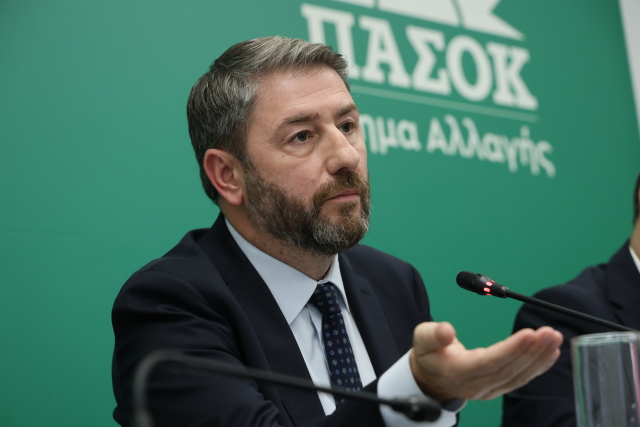 Στην Αττική το δύσκολο στοίχημα του ΠΑΣΟΚ για τη δεύτερη θέση, η άγρια κόντρα με το κόμμα Τσίπρα και η αντεπίθεση Ανδρουλάκη