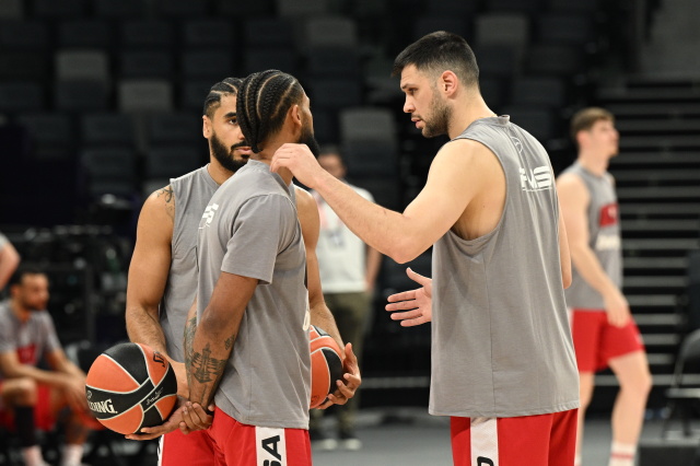 Παπανικολάου για Ντόρσεϊ: Δεν είμαι αρμόδιος να σχολιάσω, αυτήν την στιγμή είναι παίκτης της ομάδας