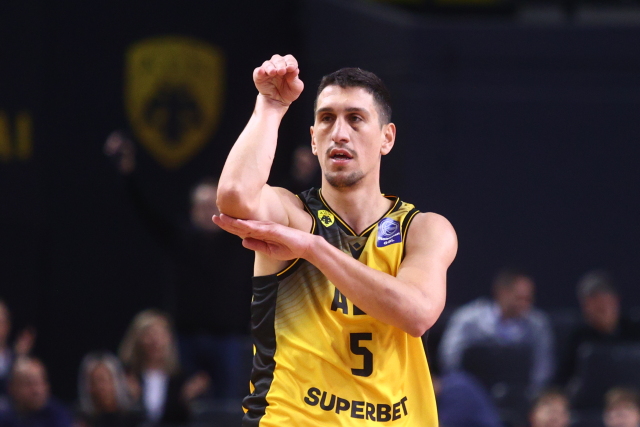 ΑΕΚ - Μύκονος 84-79: Καθάρισε για την Ένωση στο φινάλε ο Λαρεντζάκης, βίντεο | Επικαιρότητα στο LivePress.gr