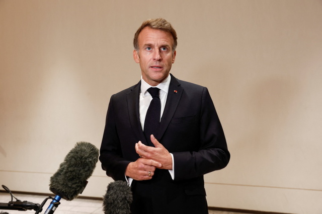 Αιχμές Μακρόν για Τραμπ και Νετανιάχου: Απαράδεκτα και ανόητα τα σχόλια ηγετών για τα επεισόδια στη Γαλλία