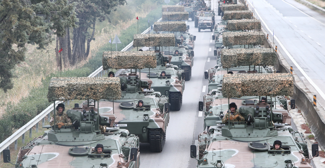 Με Leopard, drones και νέα οπλικά συστήματα η πρόβα για την παρέλαση στη Θεσσαλονίκη, δείτε φωτογραφίες και βίντεο