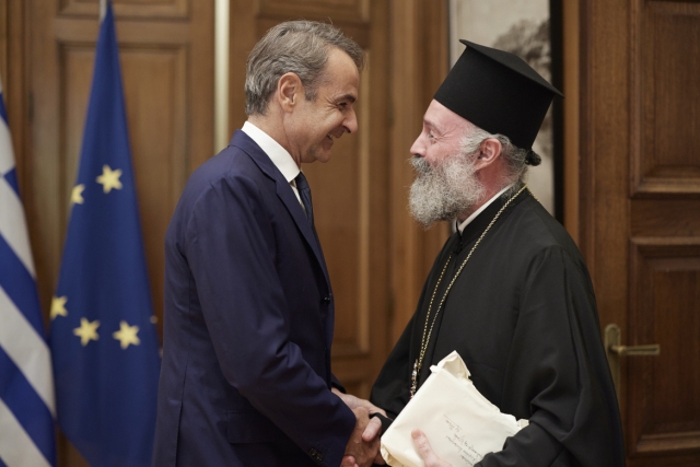 Μητσοτάκης σε Αρχιεπίσκοπο Αυστραλίας Μακάριο: Επιστολική ψήφος για τους Έλληνες του εξωτερικού στις επόμενες εκλογές