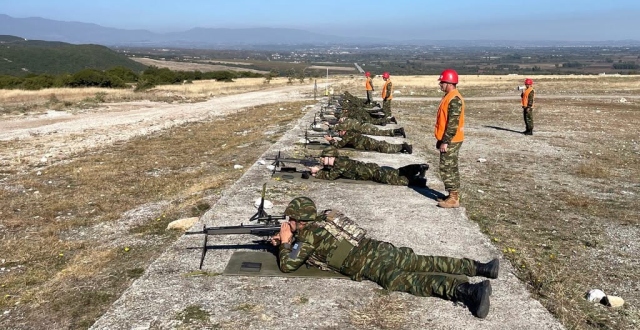 Σε συνθήκες μάχης η μετεκπαίδευση εφέδρων: Drones, πρώτες βοήθειες και ασκήσεις ετοιμότητας