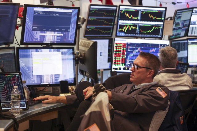Δεύτερη ημέρα κερδών στη Wall Street με οδηγό την τεχνητή νοημοσύνη - Το μεγάλο τεστ για τις Big Tech