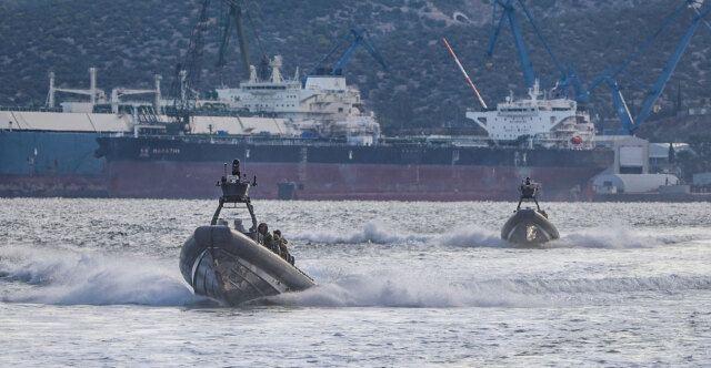 Εντυπωσιακές εικόνες από την άσκηση «Aegean Seal 26» σε Σαρωνικό και Ευβοϊκό: Δύτες, ταχύπλοα και ελικόπτερα σε επιχειρήσεις εξουδετέρωσης ναρκών
