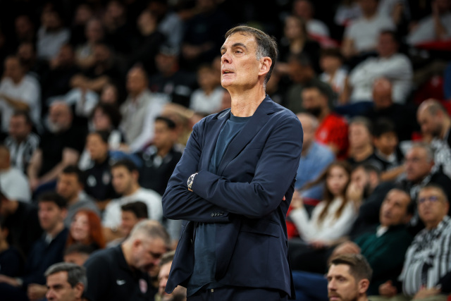 Μπαρτζώκας: «Έχουμε πολλές απουσίες αλλά δεν θα ψάξουμε για δικαιολογίες» | Επικαιρότητα στο LivePress.gr
