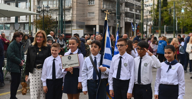 Με τη μαθητική παρέλαση τιμά η Αθήνα την Εθνική Επέτειο της 28ης Οκτωβρίου, δείτε φωτογραφίες