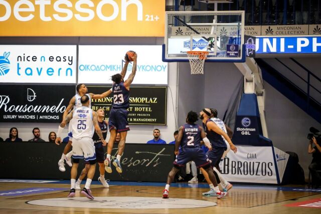 Stoiximan Basket League: Η Δοξα Λευκάδας πήρε μεγάλο διπλό στη Μύκονο επικρατώντας με 73-59