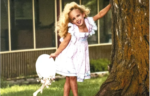 JonBenét Ramsey: Ελπίδες να λυθεί το μυστήριο της δολοφονίας της 6χρονης μετά από σχεδόν 3 δεκαετίες