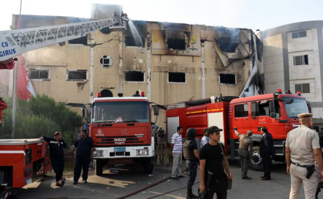 Αίγυπτος: Επτά νεκροί εξαιτίας πυρκαγιάς σε παράνομη βιοτεχνία κεριών