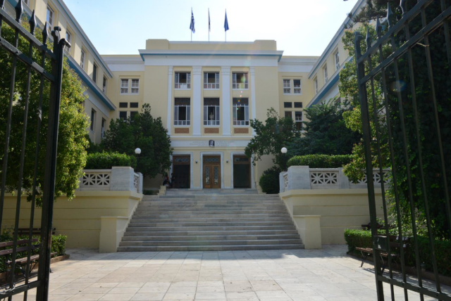 Πρώτο ξενόγλωσσο προπτυχιακό πρόγραμμα σπουδών στο Οικονομικό Πανεπιστήμιο Αθηνών