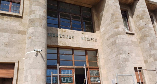 Ρόδος: Μου χρώσταγαν λεφτά και όταν τα ζήτησα με κατήγγειλαν, λέει ο 38χρονος που κατηγορείται για σεξουαλική κακοποίηση 15χρονης
