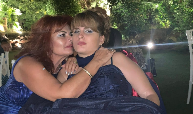 13 χρόνια από την άγρια επίθεση κατά της Μυρτούς στην Πάρο - «Σαν σήμερα ένα τέρας έλιωσε το κεφάλι του παιδιού μου» έγραψε η μητέρα της