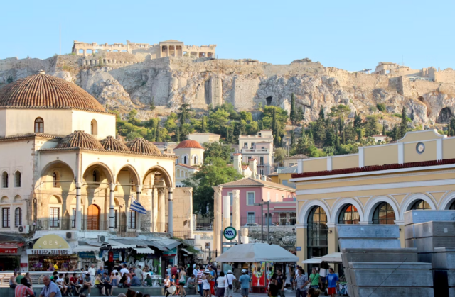 Έρχεται διπλό καιρικό μέτωπο με καταιγίδες στα βορειοδυτικά και ζέστη με 37άρια στην υπόλοιπη χώρα - Ηλιόλουστο το Σαββατοκύριακο