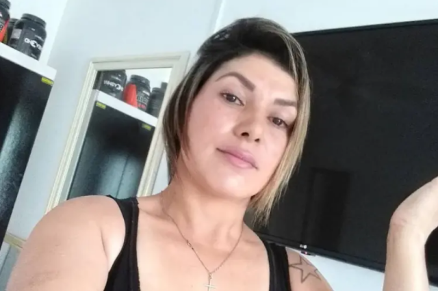 43χρονη σκότωσε με 21 μαχαιριές τον bodybuilder σύζυγό της στη Βραζιλία - Είχε ανοίξει τρύπες στους τοίχους για να τον παρακολουθεί