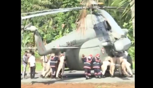 Γκάφα στην Ινδία: Προσγείωσαν το ελικόπτερο της Προέδρου σε φρέσκο τσιμέντο και... κόλλησε - Δείτε βίντεο