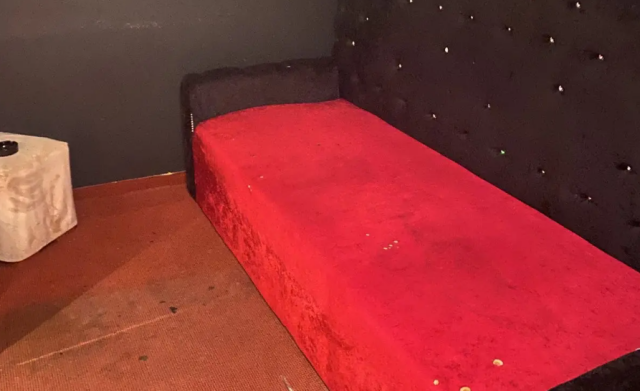 ΤΕΛΟΣ ΓΙΑ ΚΥΚΛΩΜΑ ΜΑΣΤΡΟΠΕΙΑΣ ΣΕ ΚΑΛΑΜΑΤΑ ΚΑΙ ΤΡΙΠΟΛΗ: ΕΙΧΑΝ ΒΓΑΛΕΙ 200.000 ΕΥΡΩ ΕΚΔΙΔΟΝΤΑΣ ΓΥΝΑΙΚΕΣ, ΤΡΕΙΣ ΣΥΛΛΗΨΕΙΣ