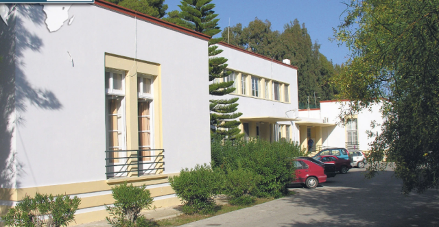 &Omicron;&iota; &epsilon;&rho;&gamma;&alpha;&zeta;ό&mu;&epsilon;&nu;&omicron;&iota; &sigma;&tau;&omicron; &nu;&omicron;&sigma;&omicron;&kappa;&omicron;&mu;&epsilon;ί&omicron;&upsilon; &Lambda;έ&rho;&omicron;&upsilon; &kappa;&alpha;&tau;&alpha;&gamma;&gamma;έ&lambda;&lambda;&omicron;&upsilon;&nu; ό&tau;&iota; 80 &sigma;&upsilon;&mu;&beta;&alpha;&sigma;&iota;&omicron;ύ&chi;&omicron;&iota; &sigma;&upsilon;&nu;ά&delta;&epsilon;&lambda;&phi;&omicron;ί &tau;&omicron;&upsilon;&sigmaf; &pi;&alpha;&rho;&alpha;&mu;έ&nu;&omicron;&upsilon;&nu; &alpha;&pi;&lambda;ή&rho;&omega;&tau;&omicron;&iota;