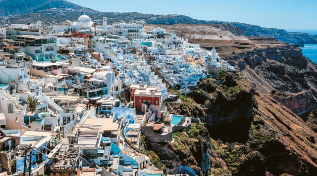 &Sigma;&alpha;&nu;&tau;&omicron;&rho;ί&nu;&eta;: &Pi;&alpha;&rho;ά&tau;&alpha;&sigma;&eta; &epsilon;&nu;ό&sigmaf; έ&tau;&omicron;&upsilon;&sigmaf; &gamma;&iota;&alpha; &tau;&eta;&nu; &alpha;&nu;&alpha;&sigma;&tau;&omicron;&lambda;ή έ&kappa;&delta;&omicron;&sigma;&eta;&sigmaf; &omicron;&iota;&kappa;&omicron;&delta;&omicron;&mu;&iota;&kappa;ώ&nu; &alpha;&delta;&epsilon;&iota;ώ&nu; &sigma;&tau;&eta;&nu; &epsilon;&kappa;&tau;ό&sigmaf; &sigma;&chi;&epsilon;&delta;ί&omicron;&upsilon; &delta;ό&mu;&eta;&sigma;&eta;