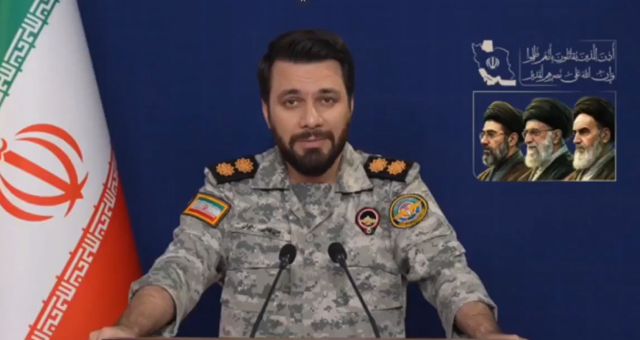 &Omicron;&iota; &Phi;&rho;&omicron;&upsilon;&rho;&omicron;ί &tau;&eta;&sigmaf; &Epsilon;&pi;&alpha;&nu;ά&sigma;&tau;&alpha;&sigma;&eta;&sigmaf; &tau;&omicron;&upsilon; &Iota;&rho;ά&nu; &chi;&lambda;&epsilon;&upsilon;ά&zeta;&omicron;&upsilon;&nu; &tau;&omicron;&nu; &Tau;&rho;&alpha;&mu;&pi; &sigma;&tau;&alpha; &alpha;&gamma;&gamma;&lambda;&iota;&kappa;ά: &Omicron; &pi;ό&lambda;&epsilon;&mu;&omicron;&sigmaf; &delta;&epsilon;&nu; &kappa;&epsilon;&rho;&delta;ί&zeta;&epsilon;&tau;&alpha;&iota; &mu;&epsilon; tweets