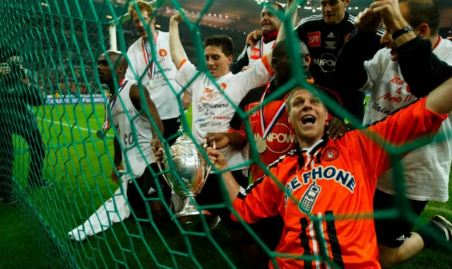 Η Λοριάν κάλεσε τον Ρεμί Γκαγιάρ σε φιλανθρωπικό αγώνα 24 χρόνια μετά την διάσημη φάρσα του στον τελικό Κυπέλλου, βίντεο 