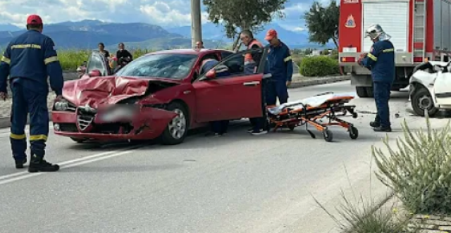 ΣΟΒΑΡΟ ΤΡΟΧΑΙΟ ΣΤΟ ΝΑΥΠΛΙΟ, ΤΡΑΥΜΑΤΙΣΤΗΚΕ ΟΔΗΓΟΣ ΑΥΤΟΚΙΝΗΤΟΥ