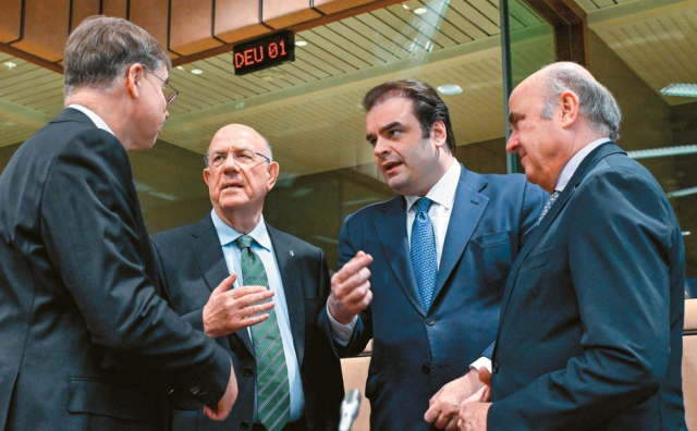 ΣΤΙΣ ΒΡΥΞΕΛΛΕΣ Ο ΚΥΡΙΑΚΟΣ ΠΙΕΡΡΑΚΑΚΗΣ ΓΙΑ ΤΟ EUROGROUP ΚΑΙ ΤΟ ECOFIN, Η ΑΤΖΕΝΤΑ ΤΩΝ ΔΥΟ ΣΥΝΕΔΡΙΑΣΕΩΝ