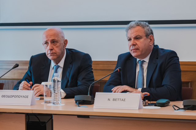 ΣΕΒ – ΙΟΒΕ: Οι απαραίτητες αλλαγές για μια «νέα» και περισσότερο ανταγωνιστική οικονομία | Επικαιρότητα στο PlusTV.gr