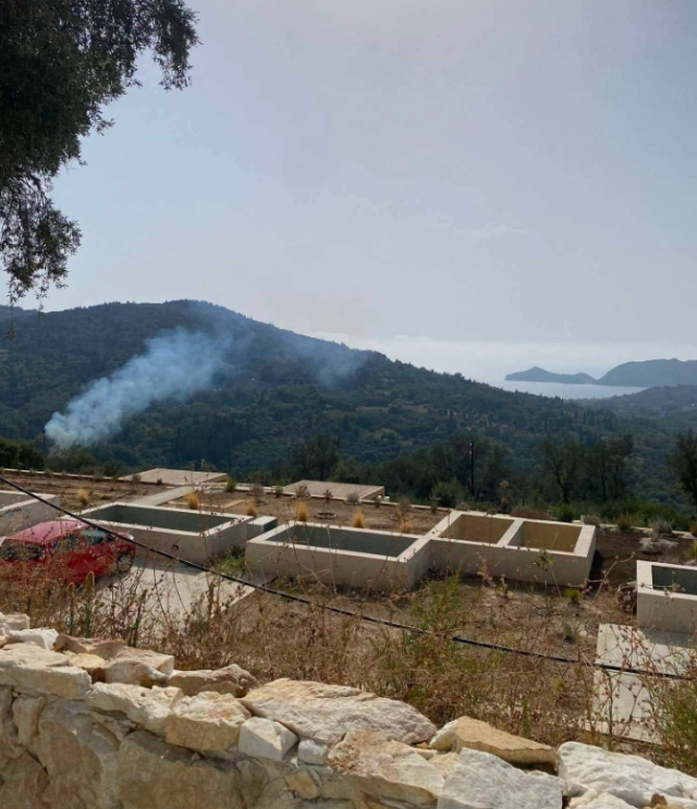 Φωτιά τώρα σε δάσος στον Άγιο Γεώργιο Κέρκυρας, σηκώθηκαν 6 αεροσκάφη | Επικαιρότητα στο PlusTV.gr