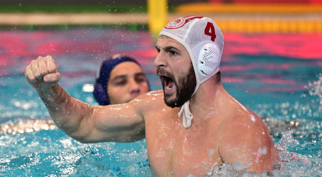 Ο Ολυμπιακός νίκησε 19-17 στα πέναλτι την Γιαντράν Χέρτζεγκ Νόβι για το Champions League, βίντεο