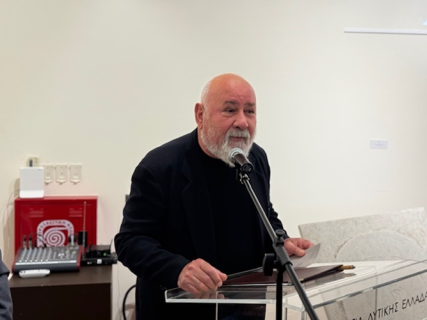 Απόστολος Κούστας: Μέχρι τις 18 Μαΐου παρατάθηκε η έκθεση «Εναγκάλιση» στο Μεσολόγγι