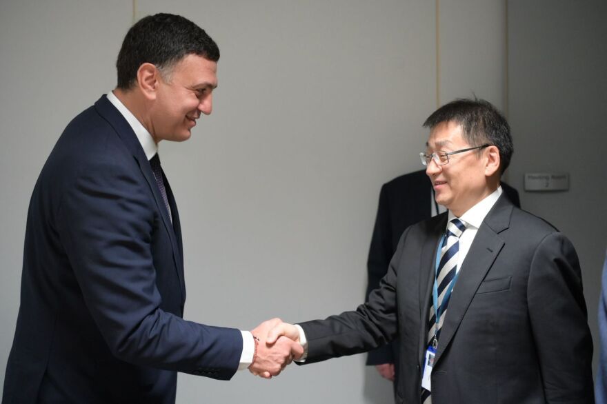 Ναυτιλία: Διμερείς επαφές Κικίλια στο Λονδίνο για ενίσχυση συνεργασιών στo πλαίσιο του ΙΜΟ