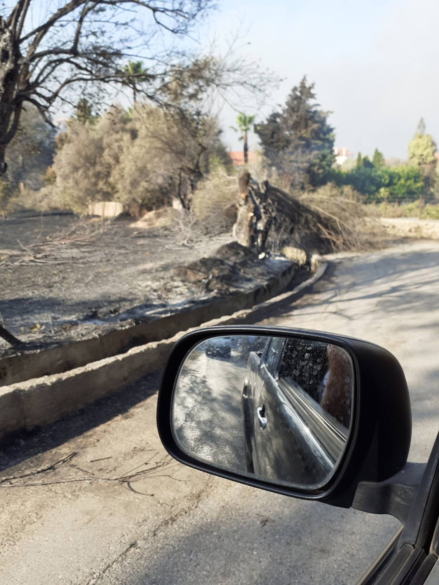 Μεγάλη φωτιά στην Αχαΐα: Με δυνάμεις από όλη την Ελλάδα ενισχύεται η προσπάθεια κατάσβεσης - Κάηκαν σπίτια και εκκενώθηκαν χωριά - 5 άνθρωποι στο νοσοκομείο