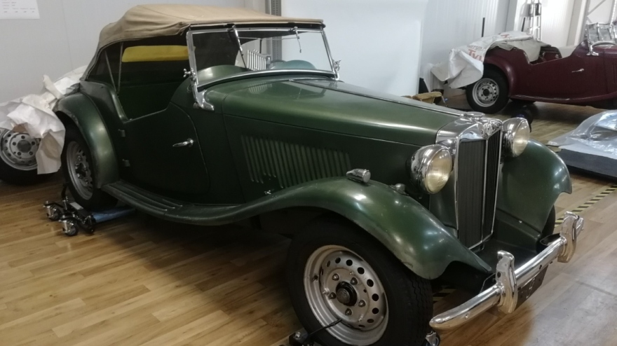 Βασιλικά αυτοκίνητα θα εκτεθούν το Τατόι: Rolls Royce, MG και Victor θα εντυπωσιάσουν το κοινό