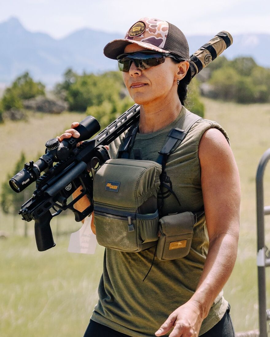 Τέλσι Γκάμπαρντ: Βετεράνος του Ιράκ, πρώην Δημοκρατική και εκλεκτή του Τραμπ - Η νέα επικεφαλής των μυστικών υπηρεσιών