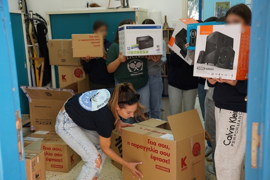 Μία Καλύτερη Ζωή από την Κωτσόβολος και την Ομάδα Αιγαίου στα μικρά και ακριτικά νησιά του Αρχιπελάγους