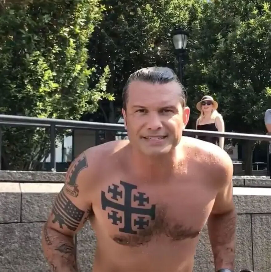 Τραμπ: Αυτή θα είναι η κυβέρνησή του - Από τον Μασκ και τον αντιεμβολιαστή υπουργό Υγείας μέχρι τον υπουργό Άμυνας που έχει τατουάζ ακροδεξιά σύμβολα