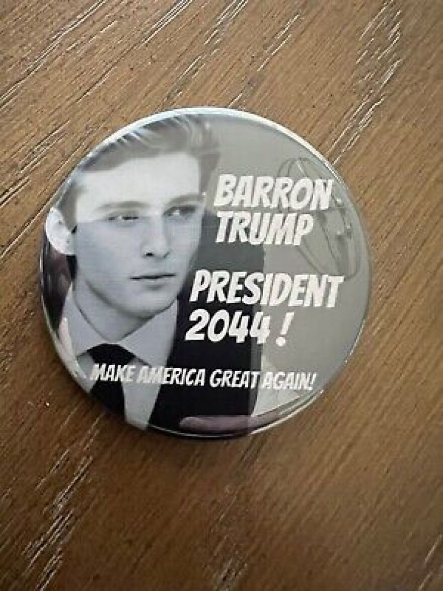 Ντόναλντ Τραμπ: Οι οπαδοί του MAGA θέλουν τον γιο του, Μπάρον, για πρόεδρο το 2044