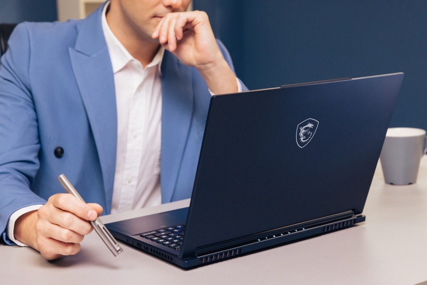 Το laptop που ήρθε από το μέλλον και μας εντυπωσιάζει με τις κορυφαίες επιδόσεις του