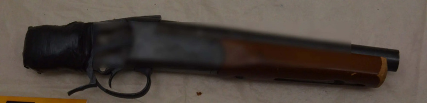  Όπλα, χειροβομβίδες και εκρηκτικά στη γιάφκα στο Παγκράτι - Δείτε φωτογραφίες 